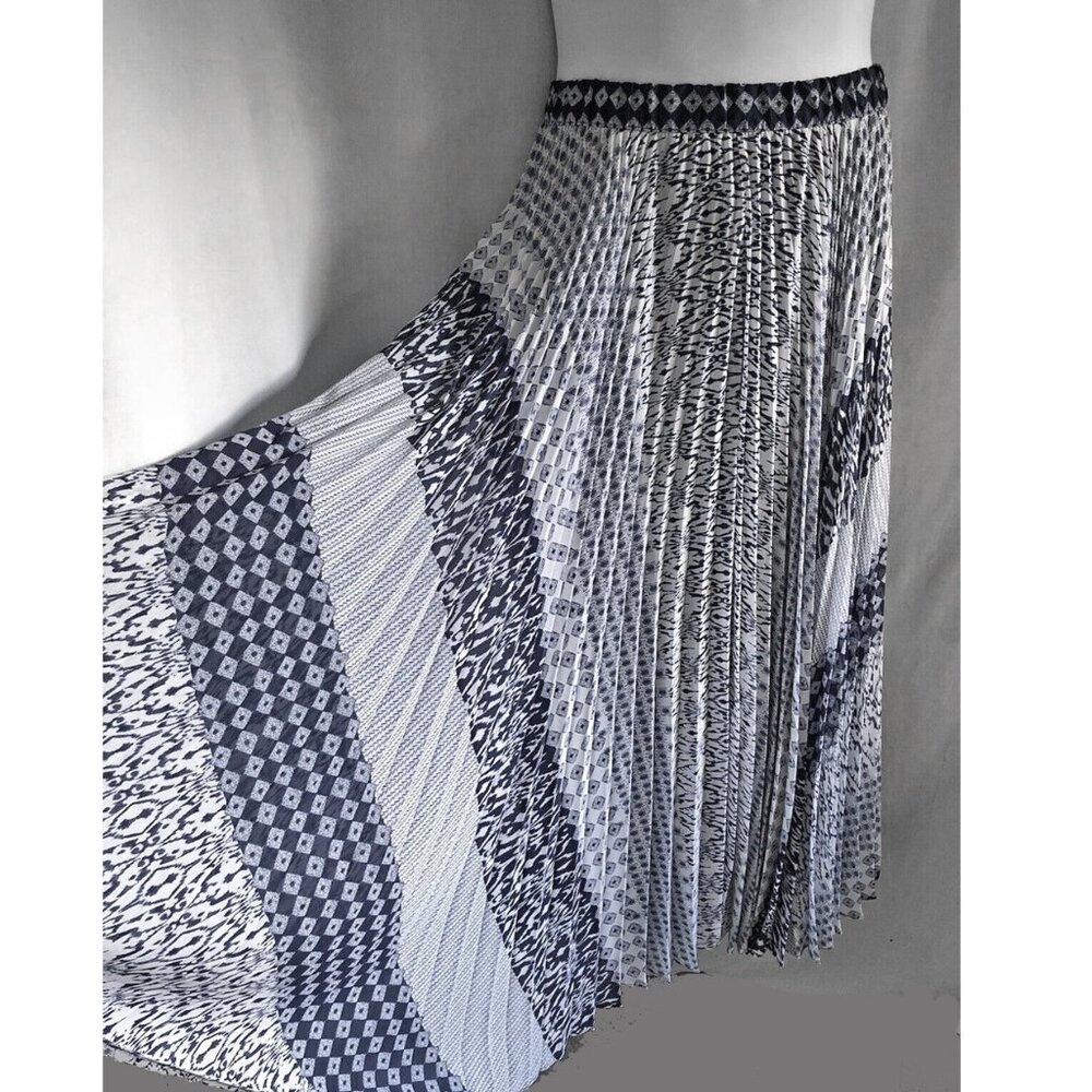 Chico's Permanent Pleat Maxi Skirt Blue Combo Size Small